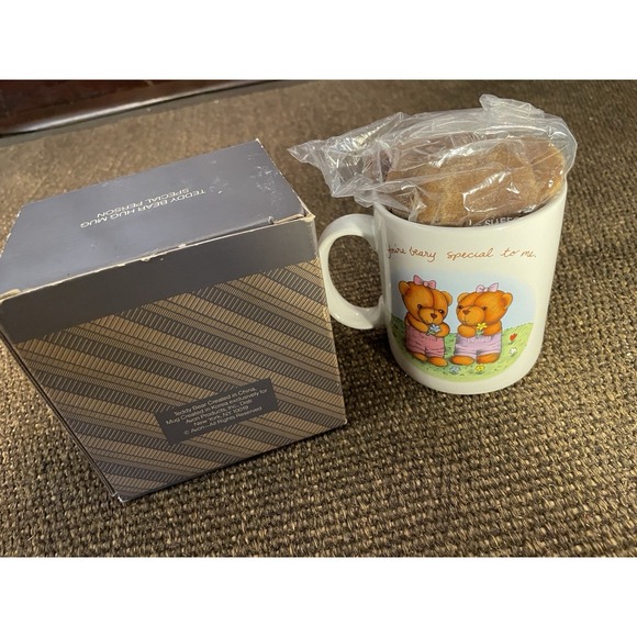 Avon Other - Avon Gift Collection Teddy Bear Hug Mug Set w Plush Bear Vintage Special Person